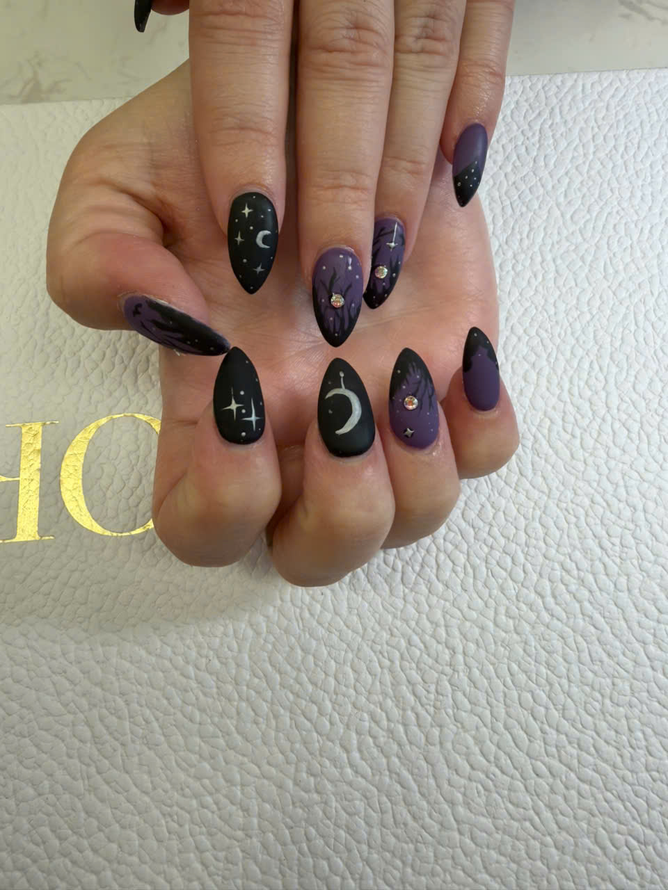 Elite nails logo